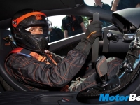 thumbs Bugatti Veyron Speed Record (24) photo